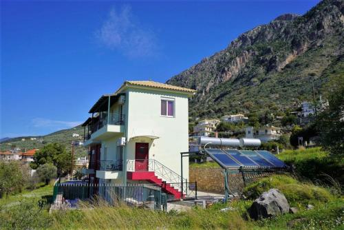Ympäristö, SEMIRAMIS SUITES with pool in Kalamata