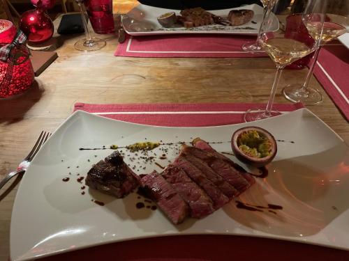 464138587 Hotel Maier zum Kirschner