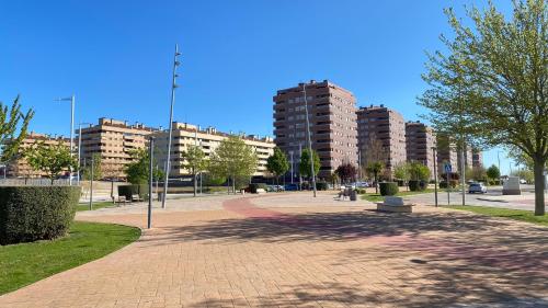 Aires de Toledo-Parque Warner y Madrid en familia