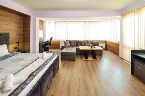 Hotel Gotse Delchev - image 10