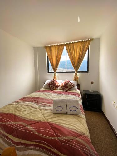 Double Room image 6