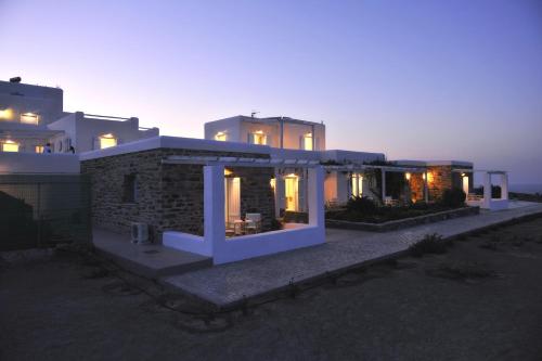 Viesnīcas āriene, Degaetas Resort in Antiparosa