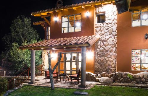 VILLA APU CHICON (Apu Wasi & Inti Wasi)