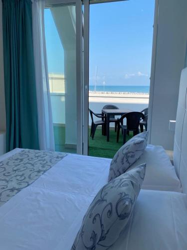 Hotel Bahia - main image