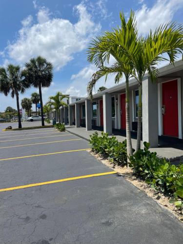 Super 8 by Wyndham Kissimmee-Orlando