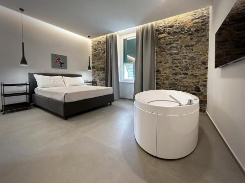 New Moon Rooms 1