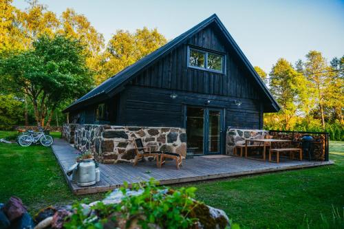 Uue-Ringi Holiday Uue-Ringi Holiday