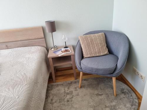 Deluxe Quadruple Room image 8