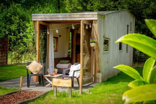  Tiny House Hilver - uniek en sfeervol huisje middenin het bos, Pension in Diessen bei Lage Mierde