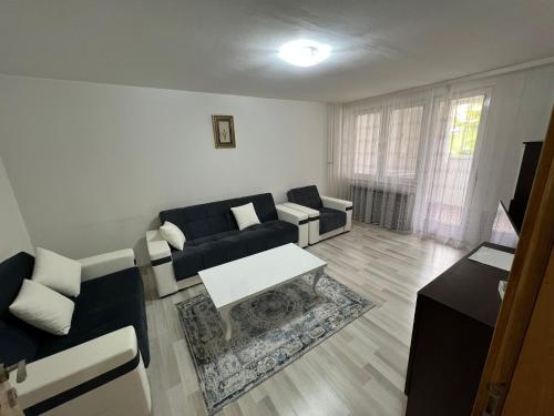 Cherry apartment alipašino