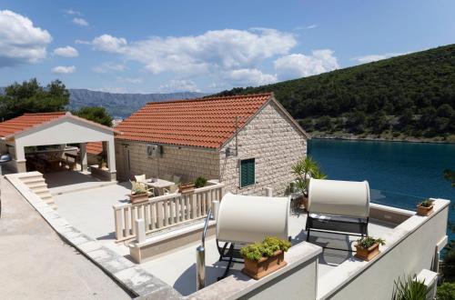 Lučica, Luxury Rooms By the Sea 5