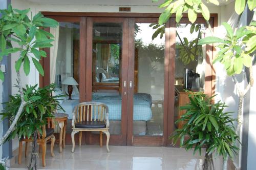 Waroeng Surya Home Stay