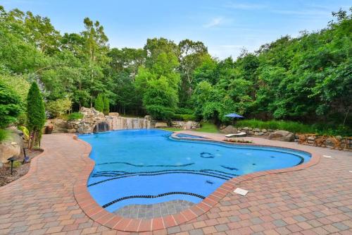 Amazing Pool Private Oasis! 25 Mins 2 Westhampton!