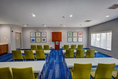 Holiday Inn Express & Suites Shelbyville Indianapolis by IHG - 회의실/연회장
