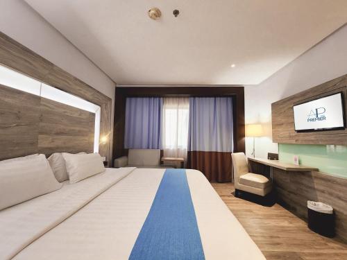 room detail thumbnail 0