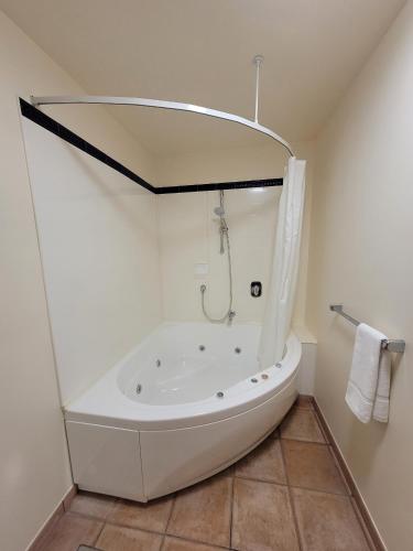 シティ オブ セイルズ モーテル