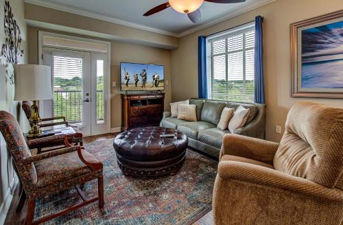 River Crossing Resort – Pigeon Forge, TN