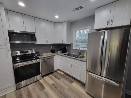 The Silver Cottage in Collier Heights