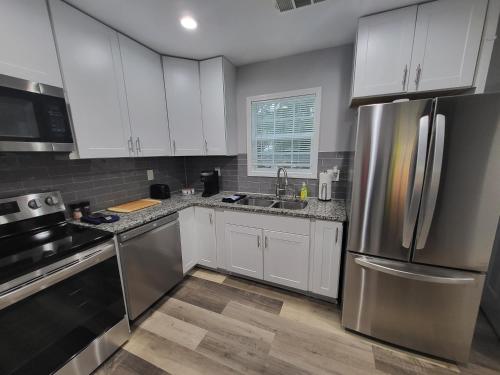 The Silver Cottage in Collier Heights