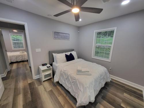 The Silver Cottage in Collier Heights