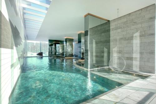 Rest Modern One Bedroom Apt at Premier Tower