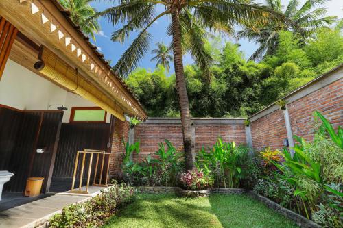 Villa So Long Banyuwangi - Ijen - Tap to explore photos