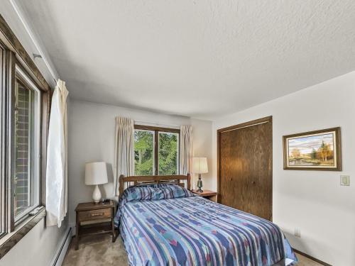 CC43 Chateau Claire condo - image 11