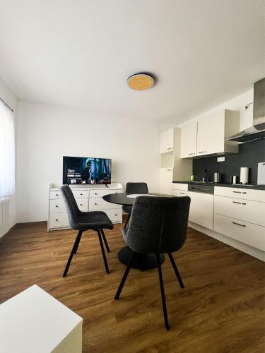 Modern Apartment Wissenbach 2