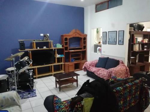 Casa completa de 3 recámaras todos los servicios