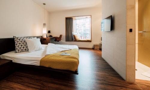 Blue City Boutique , Pension in Baden bei Oberweningen