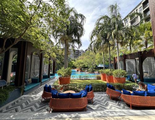 Exterior view, La Habana HuaHin by Pikul in Khao Tao