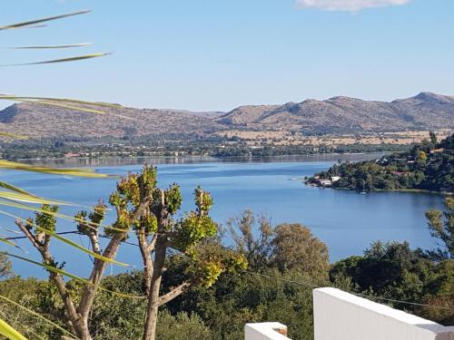 El Shadai Guest House & Spa Hartbeespoort photo 3