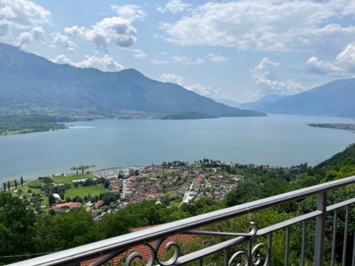  Un Balcone sul Lago by Wonderful Italy in Montemezzo