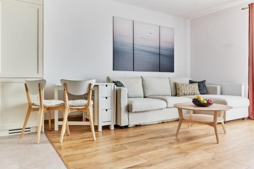One-Bedroom Apartment image 10