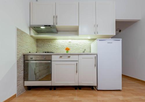 Chic Apartment in Center, Split (photo 9)