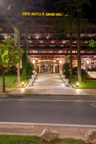 Puerto Antilla Grand Hotel