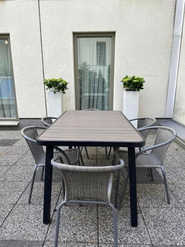 Three-Bedroom Apartment image 1