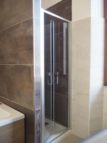 Apollo Guest House - image 13