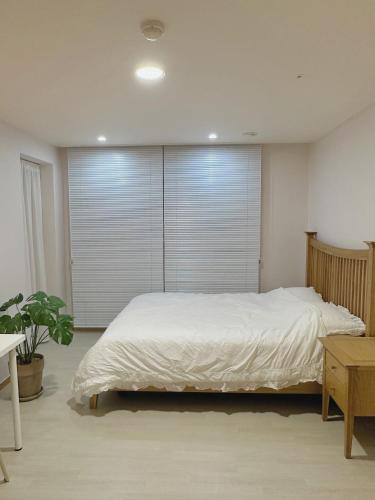 Homestay Comfy queen sized bed with free breakfast