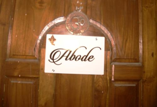 Abode 1Bedroom shared Hall Kitchen homestay in Nabagraha without AC