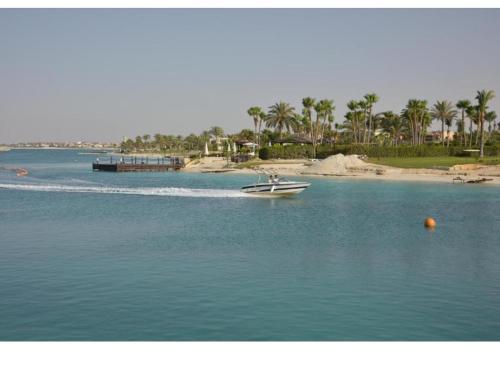 بورتو جولف مارينا فى اي بي شاليه Porto golf marina VIP CHALLET