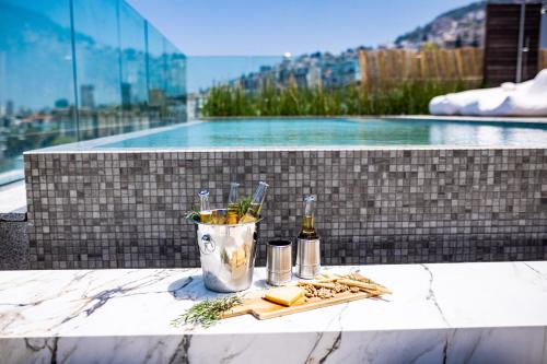 SERENE - Infinity Cview pool - 4 bedrooms Luxury Penthouse, Haifa (foto 7)