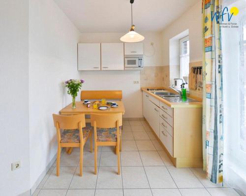 Apartment with Balcony image 8