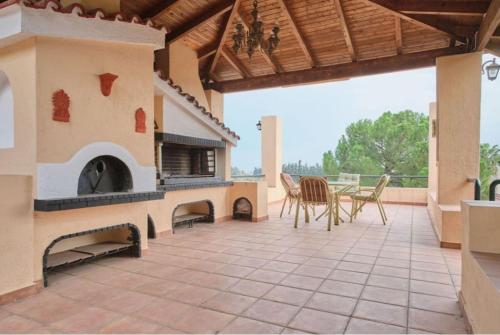 Villa - Farmhouse in Chalkoutsi (Attiki)