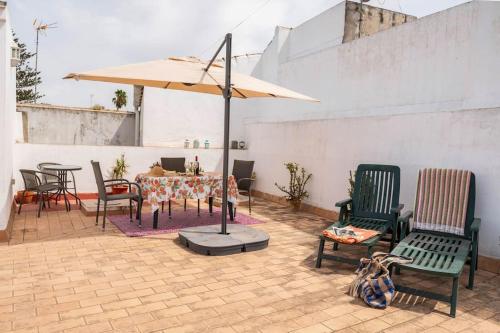 Casa Dionisio - Súper central y tranquilo con terraza y parking