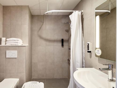 B&B HOTEL Argenteuil Room Type - Double Room - Disability Access