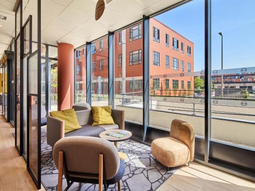 Фойє, B&B HOTEL Argenteuil in Аржентей