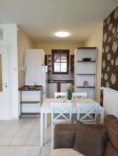 Kőrisfa Apartman