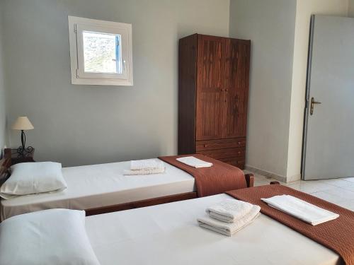 Galini Rooms Sikinos Travel