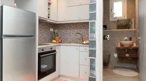 Beach House Lefkes A